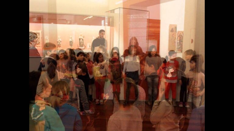 Opciones de cursos de dise&ntilde;o de moda en Barbastro